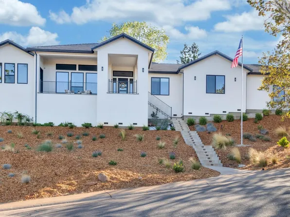 3191 Chasen Dr, Cameron Park, CA 95682
