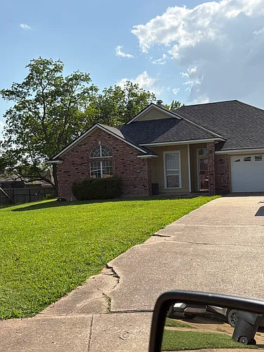 5900 Clearview Cir Photo 1