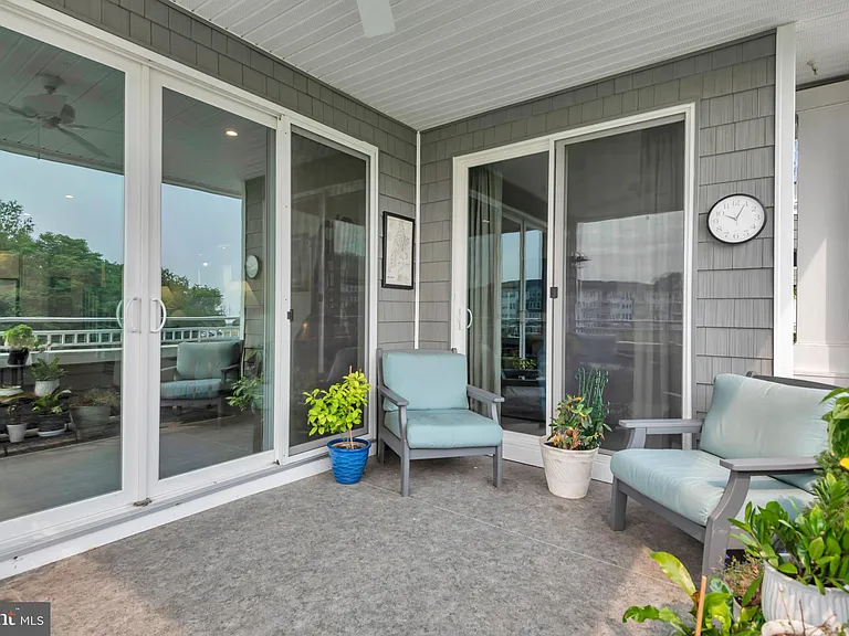 190 Harrier Way #24 — Photo 28