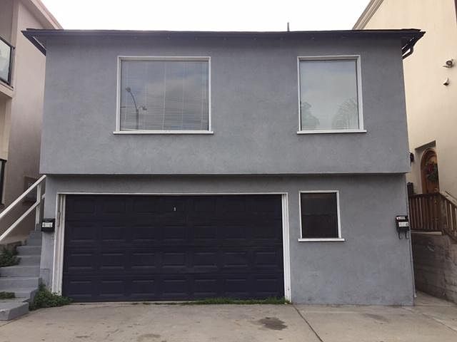1st image of 426 Rosecrans Ave