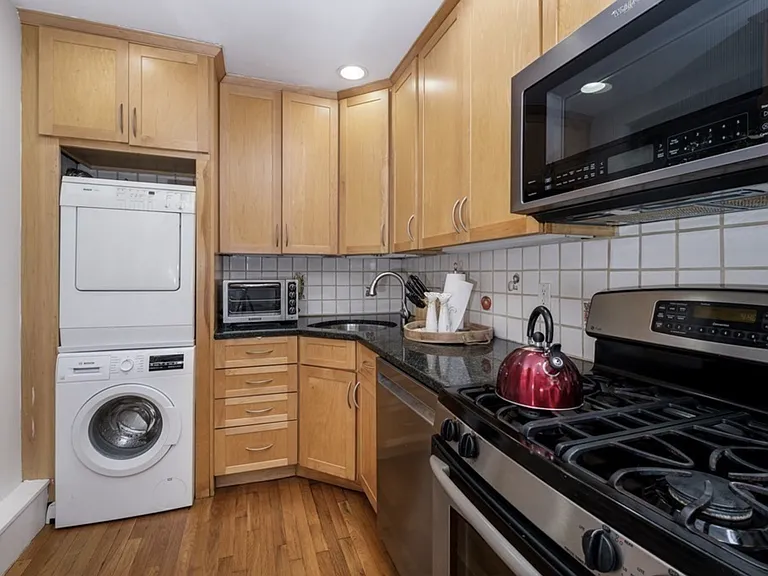 37 Commonwealth Ave #11 — Photo 8