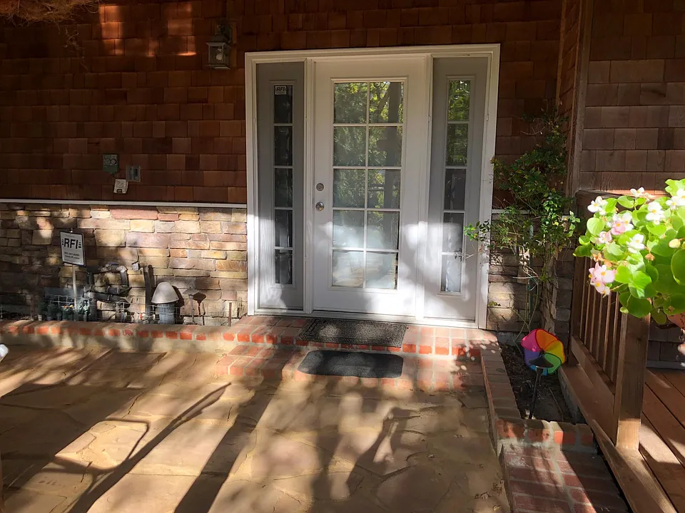 Private Front Entrance