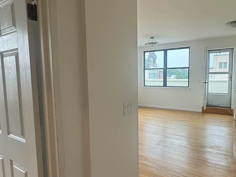 129 Boerum Pl #7D — Photo 7