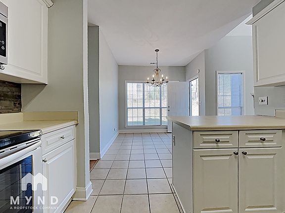 4th image of 106 Bentmoor Cir