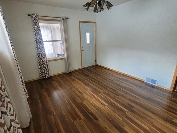 4th image of 514 S 30th St