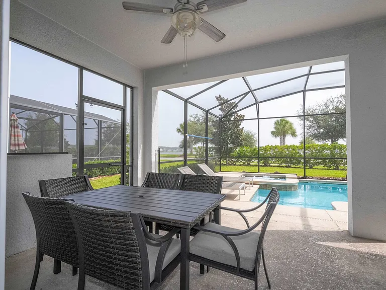 Kings Castle Cir — Photo 21