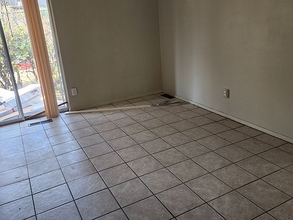 5th image of 6655 Blossomwood Dr