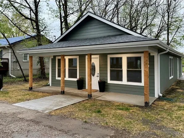 123 Vaughn St, Excelsior Springs, MO 64024