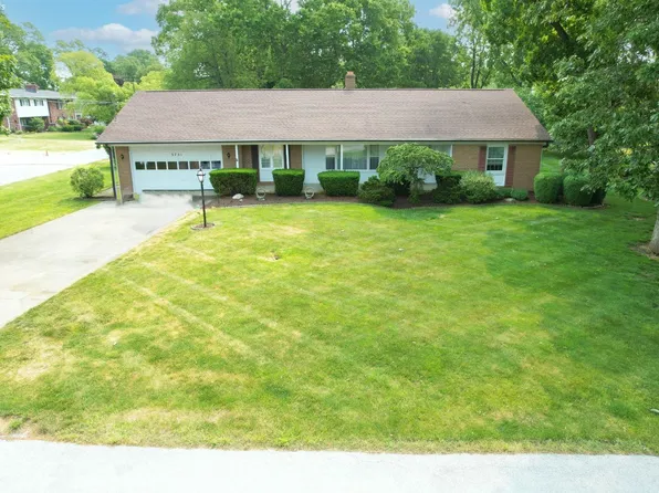 3751 N Karwood Dr, Port Clinton, OH 43452