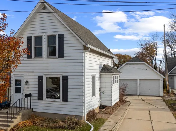 507 North Catalpa STREET, Port Washington, WI 53074
