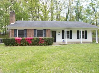 1608 Stoneybrook Dr, High Point, NC 27265