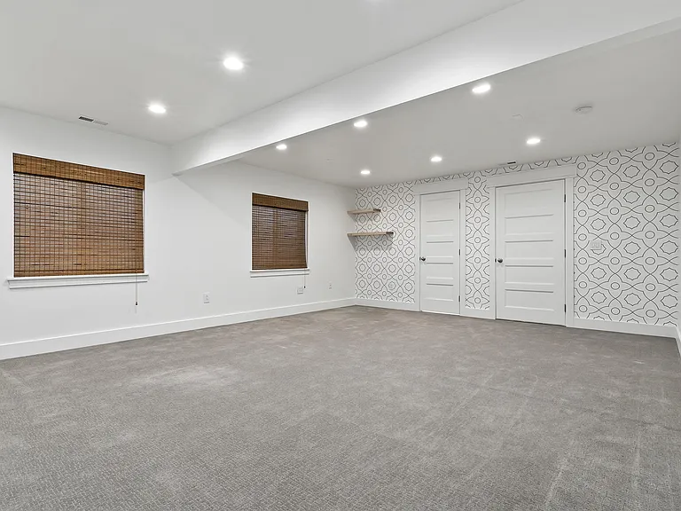 14806 S Queens Garden Ln — Photo 23