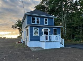 449 Reed Rd, Dartmouth, MA 02747