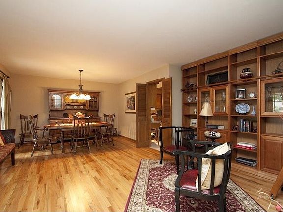 Formal living/dining