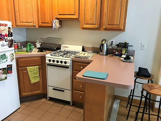 Rented by Joe Gotham LTD | media 12