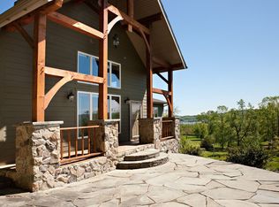 733 River Rd, Newburgh, NY 12550