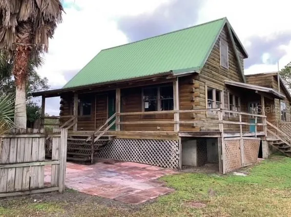 1330 Niatross St, Astor, FL 32102