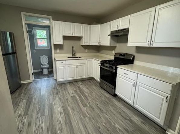718 Revolution St #1