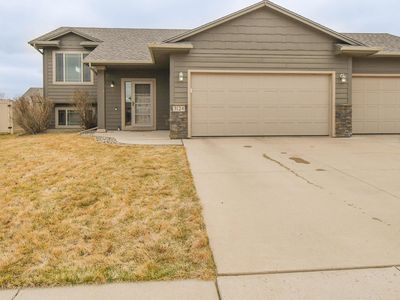 3124 S World Series Ave, Sioux Falls, SD, 57110