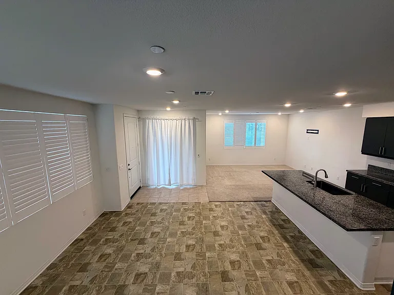 15119 Horizon St #2 — Photo 5