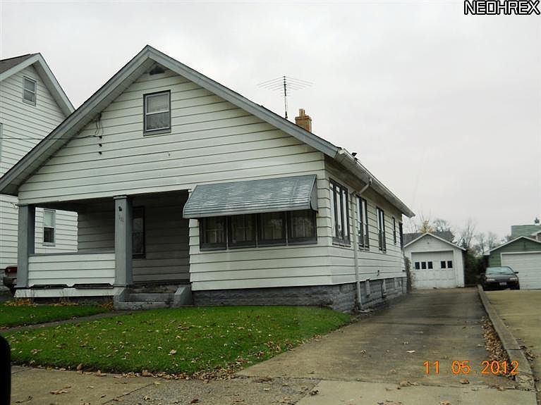 1st image of 111 N Hazelwood Ave
