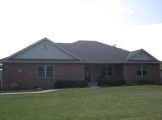 909 Canterbury Ln, Bourbonnais, IL 60914
