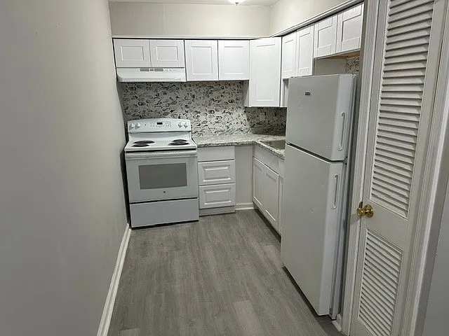 19 W Allens Ln #5 — Photo 5