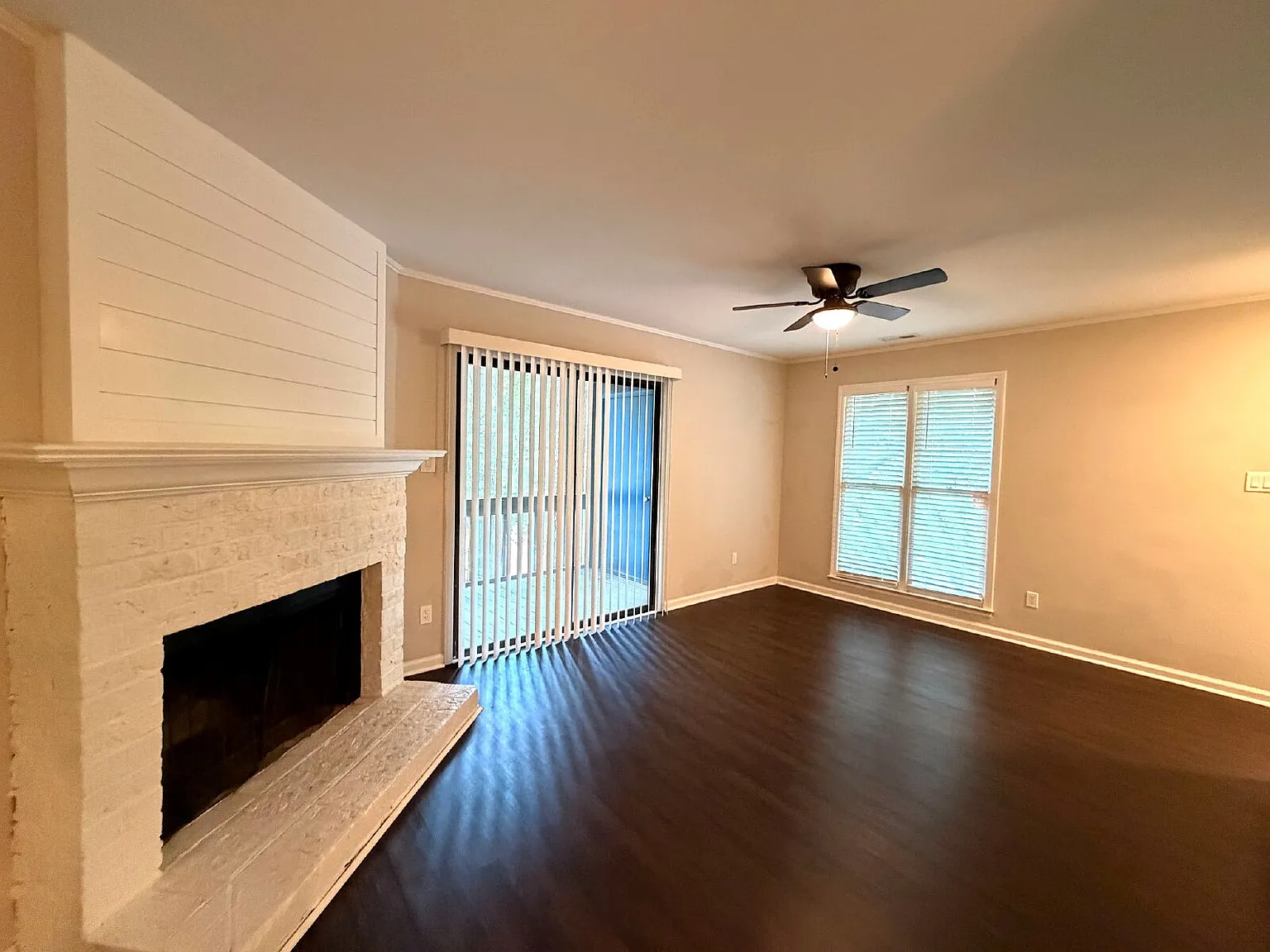 2 bed, 2.0 bath, 1060 sqft, $1,395 — Photo 4