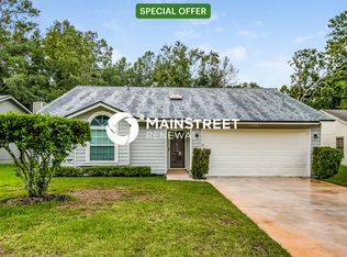 1588 Shearwater Dr, Jacksonville, FL 32218