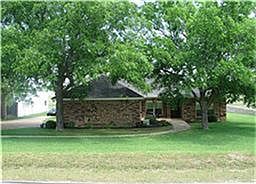 1st image of 8917 Woodlawn Dr