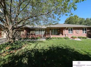 21732 Oldgate Rd, Elkhorn, NE 68022