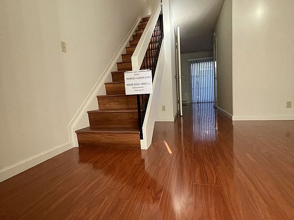 3rd image of 968 Kiely Blvd Unit B