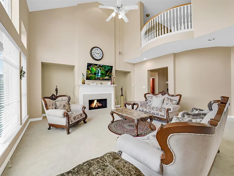 1522 Meadowstar Dr — Photo 9