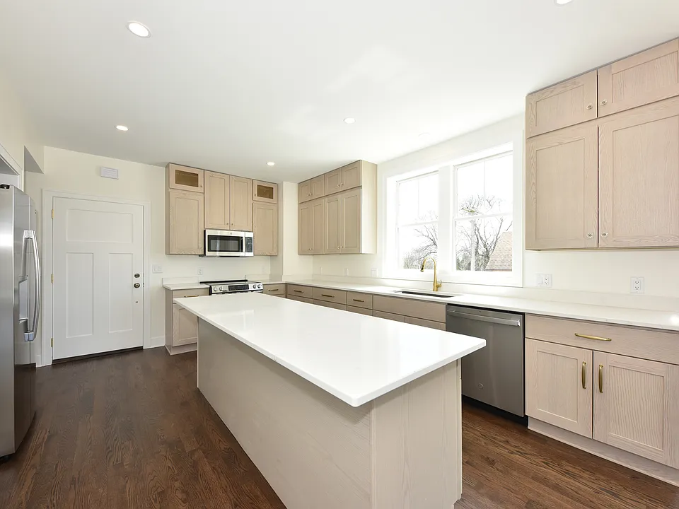 Front Apt - Kitchen Cabinetry