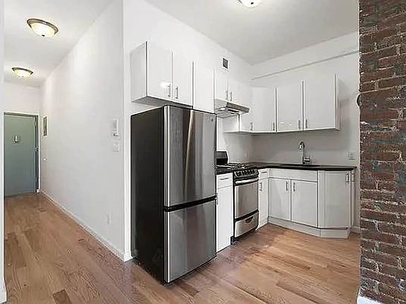2nd image of 343 E 66th St APT 27