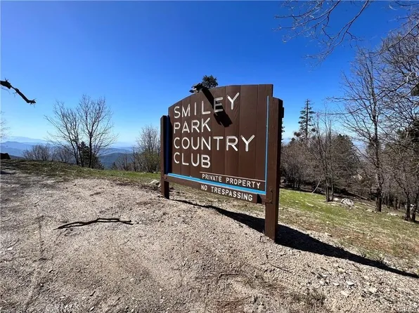 41 Fredalba Rd #A, Running Springs, CA 92382