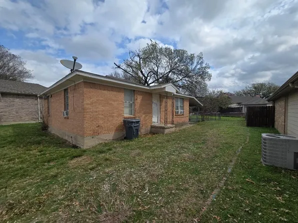 17724 Hillcrest Rd, Dallas, TX 75252