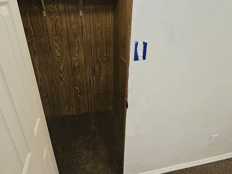 345 Nevada Dr — Photo 22