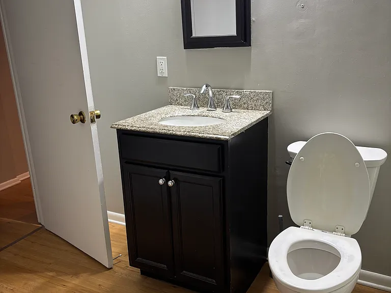 4072 Erie St #1 — Photo 9