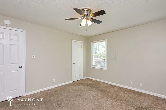 6670 Fran Dr — Photo 11