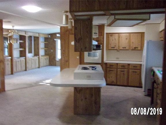 3rd image of 2055 S Floral Ave