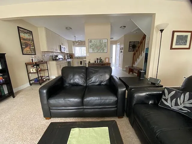 B11 Stonehedge Dr — Photo 9