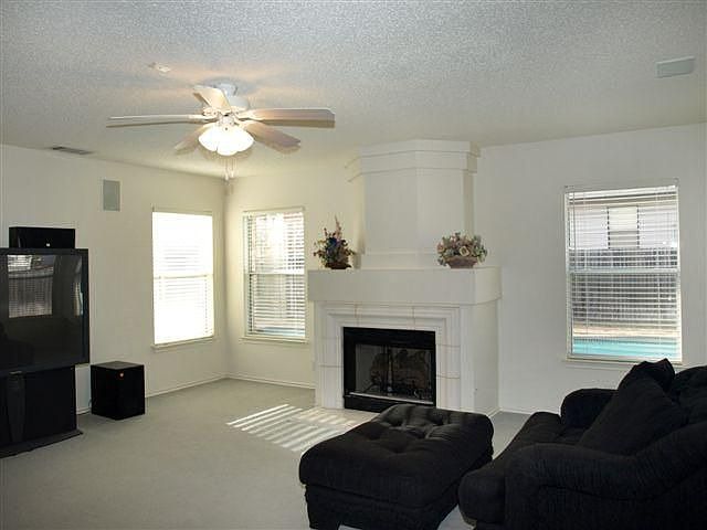 1st image of 1407 Chalk Ln