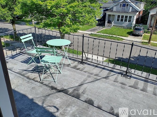 1st image of 607 Lasalle Ave Floor 2
