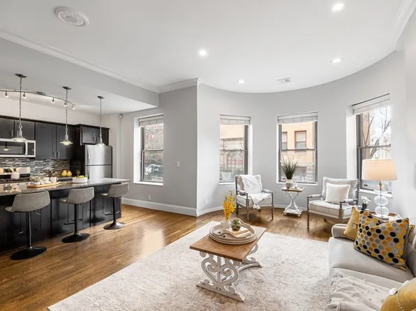 10 Cumberland St APT 1, Boston, MA 02115