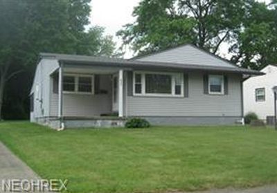 923 Doris Dr, Hubbard, OH, 44425
