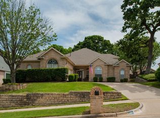 1938 Fall Creek Trl, Keller, TX 76248