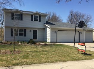 108 Acreview Dr, De Pere, WI 54115
