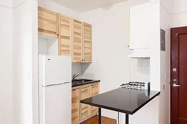 Rented by Engel and Volkers Brownstone Brooklyn