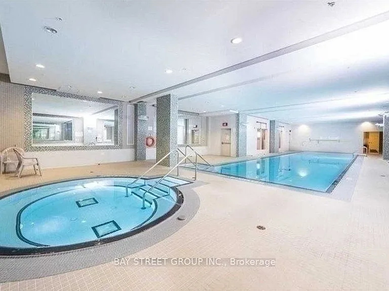 75 Norman Bethune Ave #302 — Photo 18